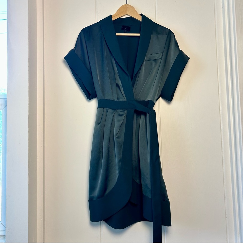 Banana Republic Vibrant Emerald Green Mini Wrap Kimono Satin Dress size 0